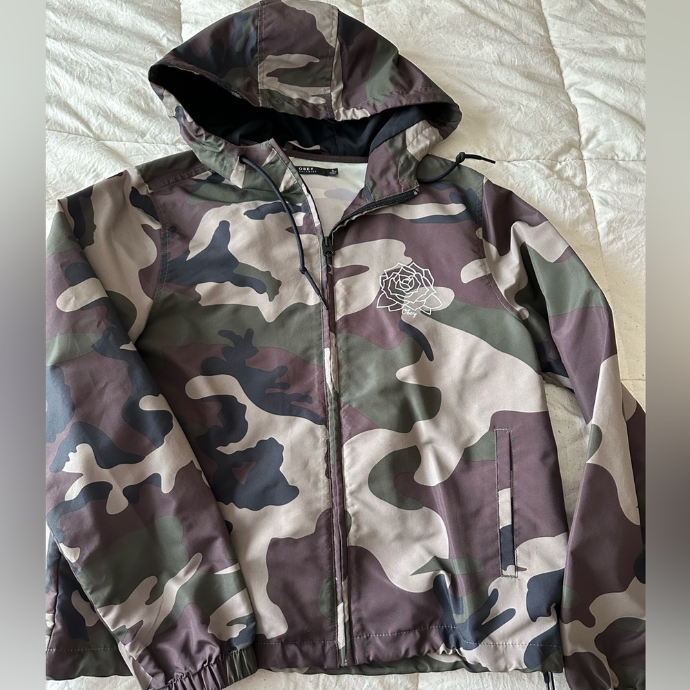 NEW OBEY WINDBREAKER